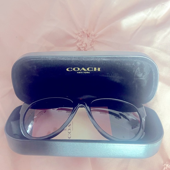Almost New Coach Sunglasses with Case - Picture 1 of 9